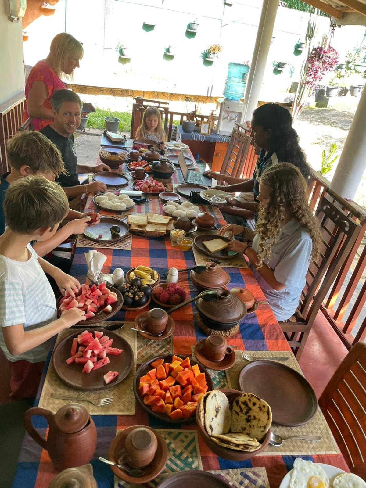 Kandy Food Lovers Home Stay By Ags Exteriör bild